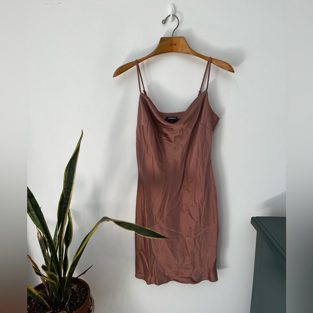 Express Size L Satin Sleeveless Dress